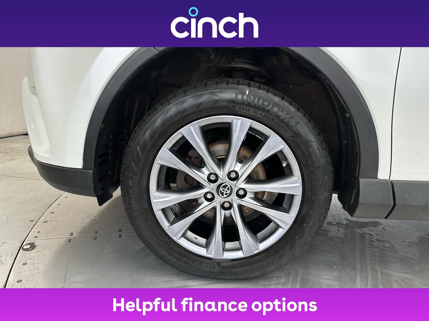 Used Toyota RAV4 2017 for sale - 76609352: Photo 24