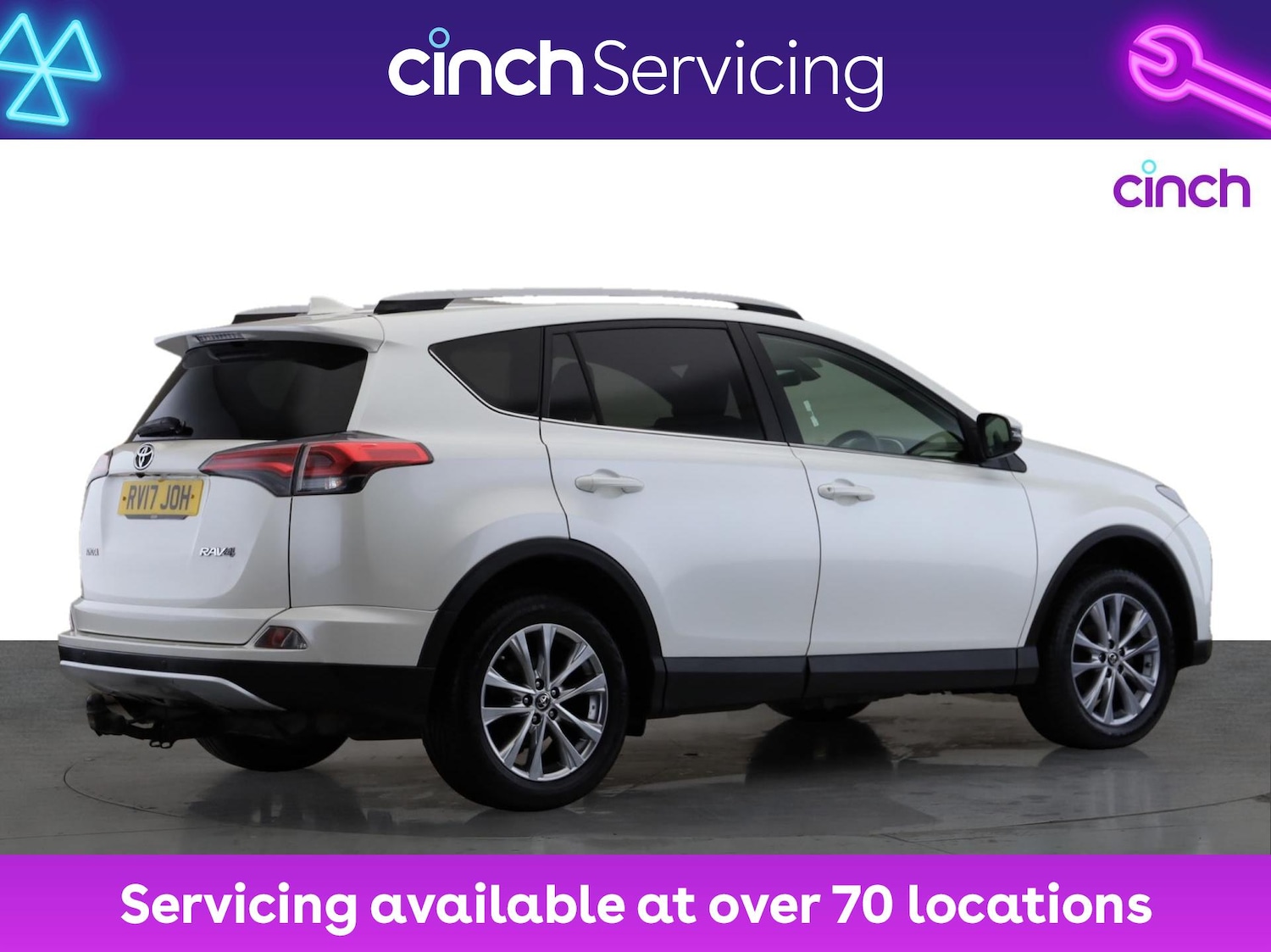 Used Toyota RAV4 2017 for sale - 76609352: Photo 3