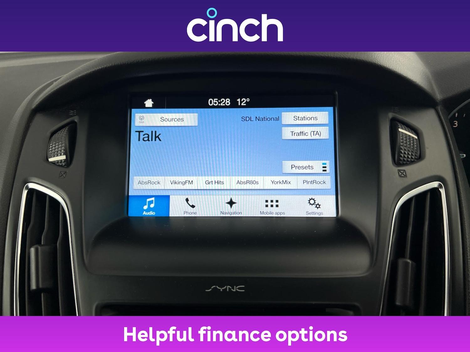 Used Ford Focus 2017 for sale - 76469049: Photo 17