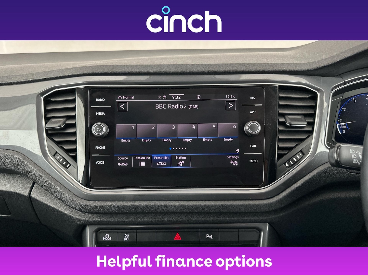 Used Volkswagen T-Roc 2022 for sale - 76616762: Photo 17