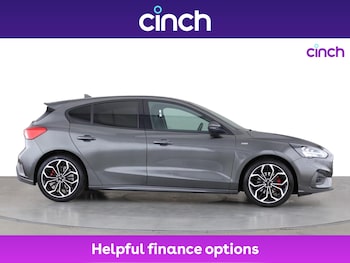 Used Ford Focus 2020 for sale - 76197608: Photo 2