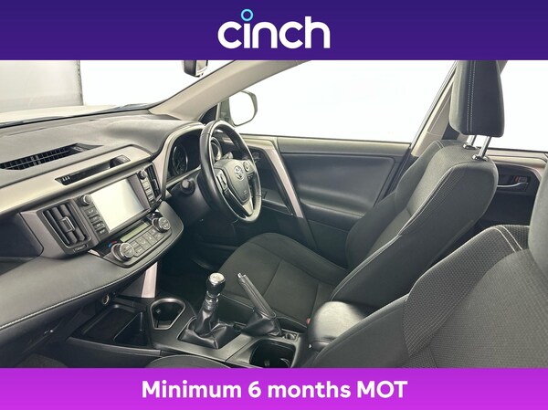 Used Toyota RAV4 2017 for sale - 76271813: Photo 32