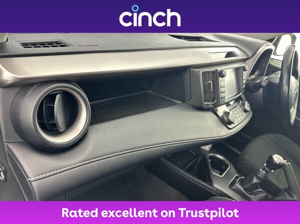 Used Toyota RAV4 2017 for sale - 76271813: Photo 38