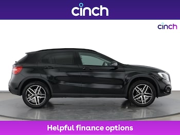Used Mercedes-Benz GLA 2018 for sale - 76133195: Photo 2
