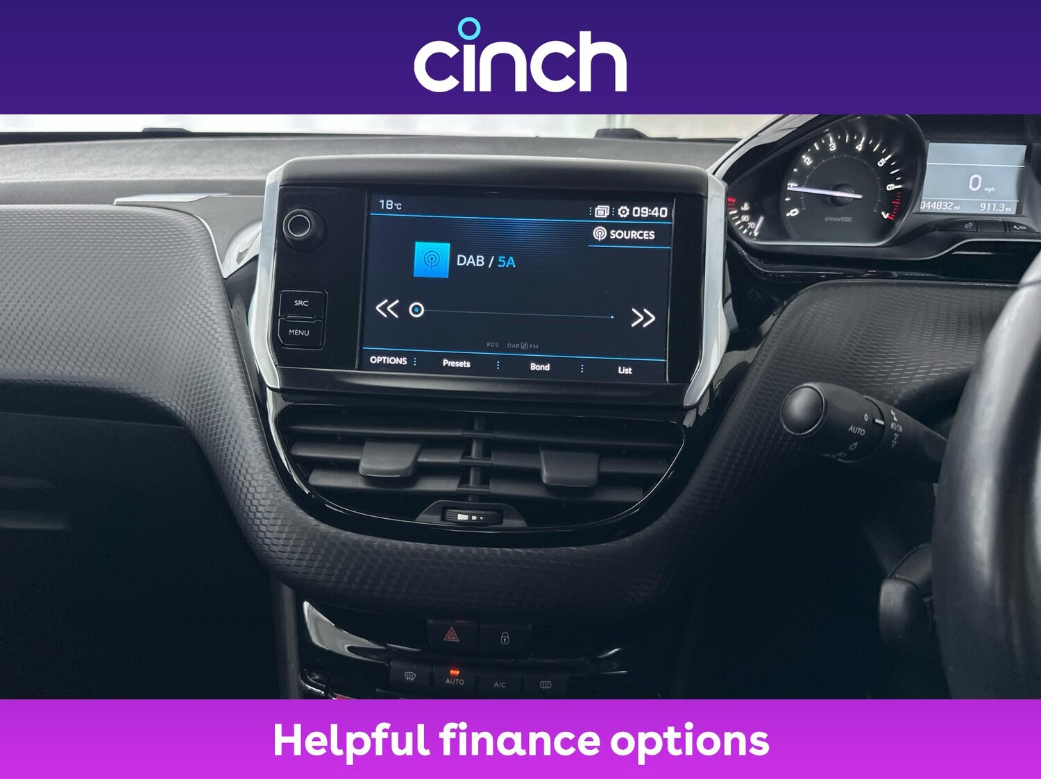 Used Peugeot 208 2019 for sale - 76044948: Photo 17