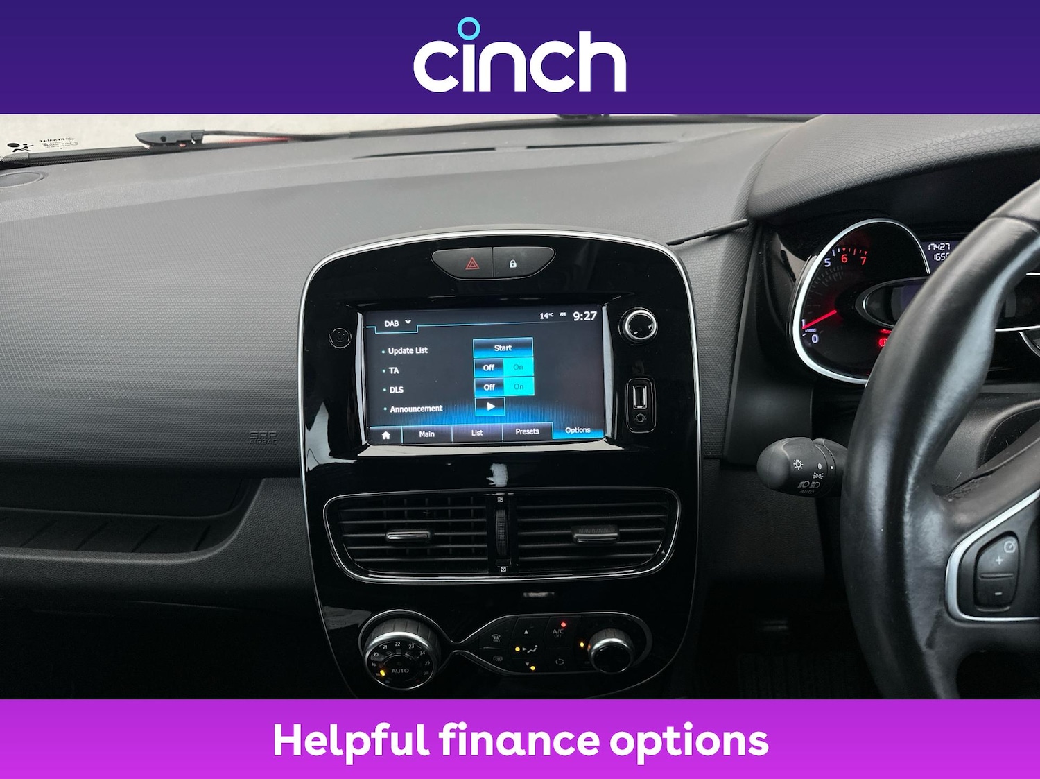 Used Renault Clio 2018 for sale - 76590343: Photo 17