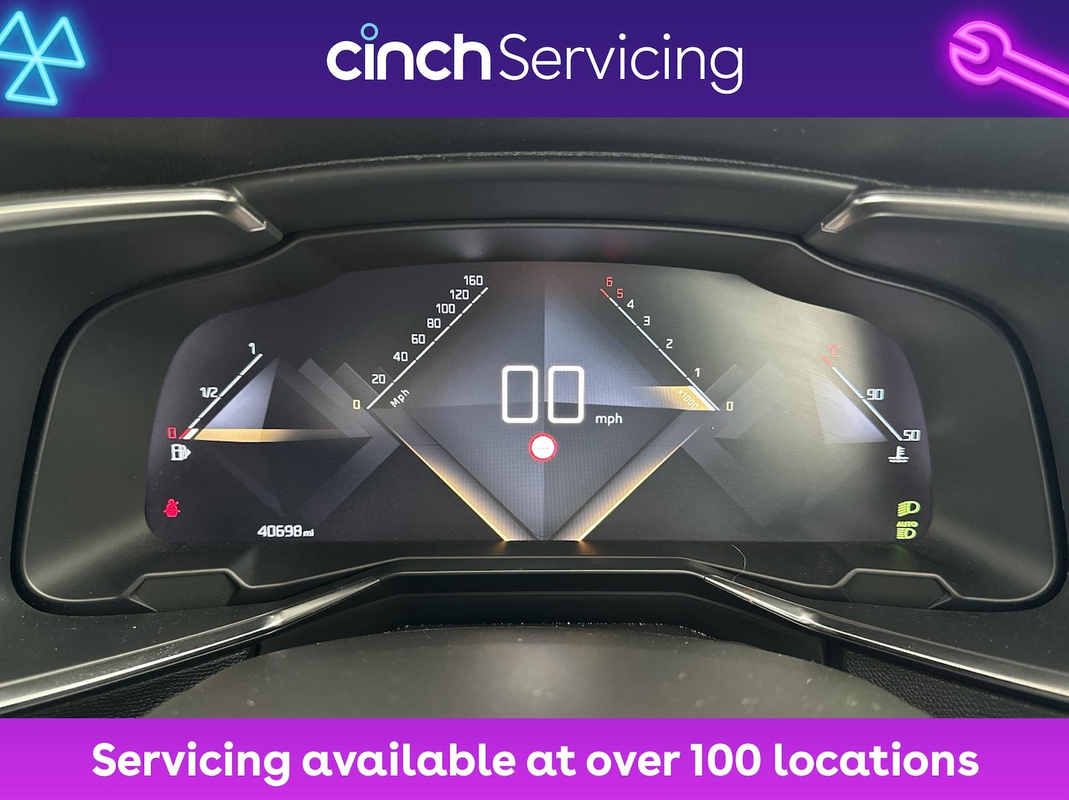 Used DS Automobiles DS 7 Crossback 2018 for sale - 76665029: Photo 18