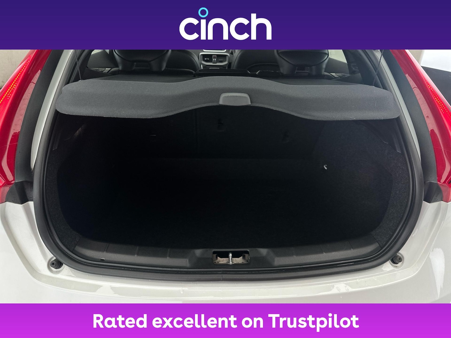 Used Volvo V40 2017 for sale - 76313555: Photo 21