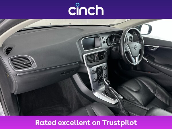 Used Volvo V40 2019 for sale - 76197601: Photo 14