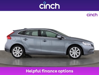 Used Volvo V40 2019 for sale - 76197601: Photo 2