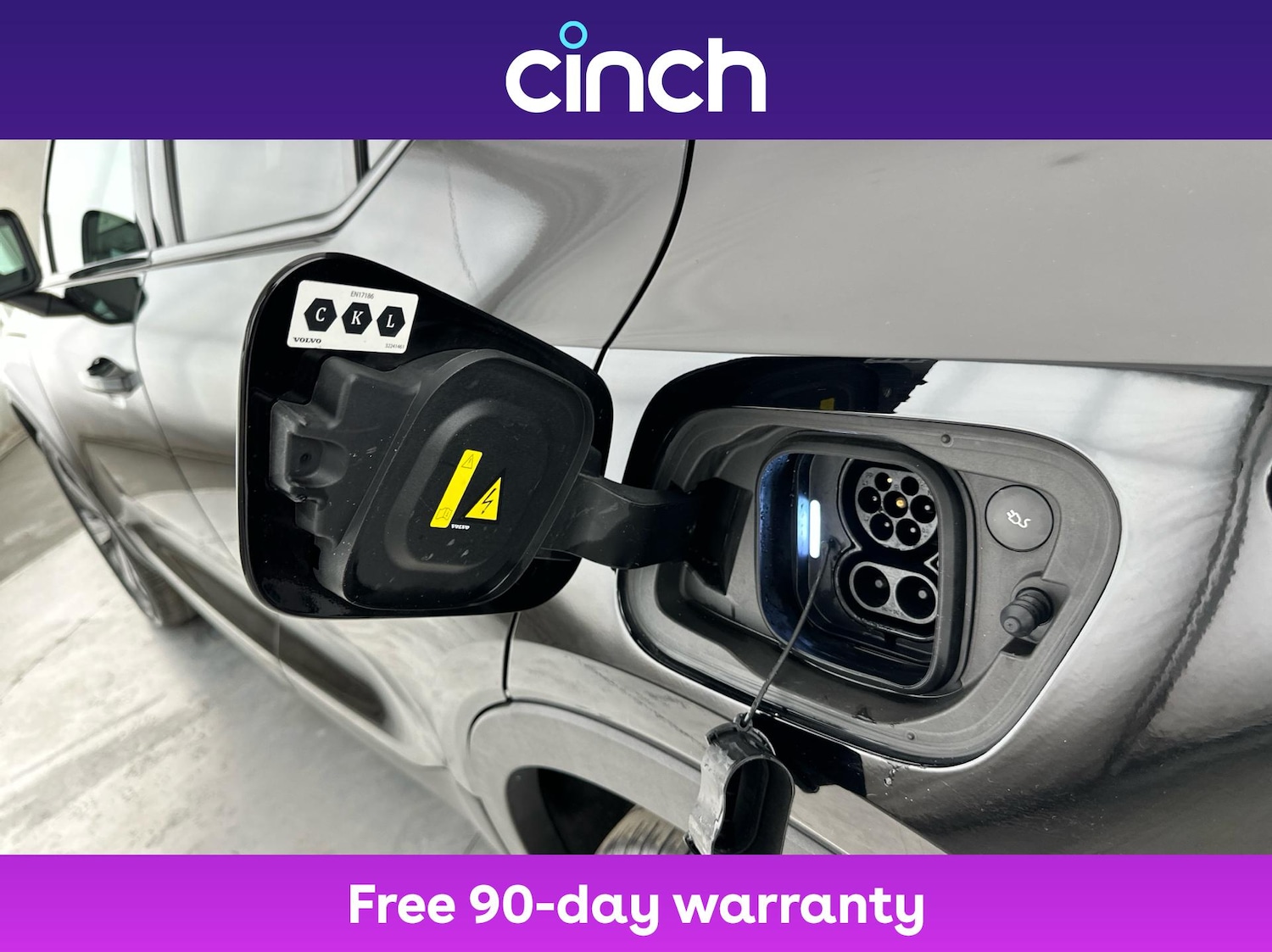 Used Volvo XC40 2023 for sale - 76453331: Photo 29