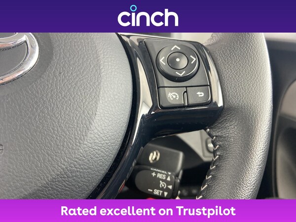 Used Toyota Yaris 2019 for sale - 76313441: Photo 33