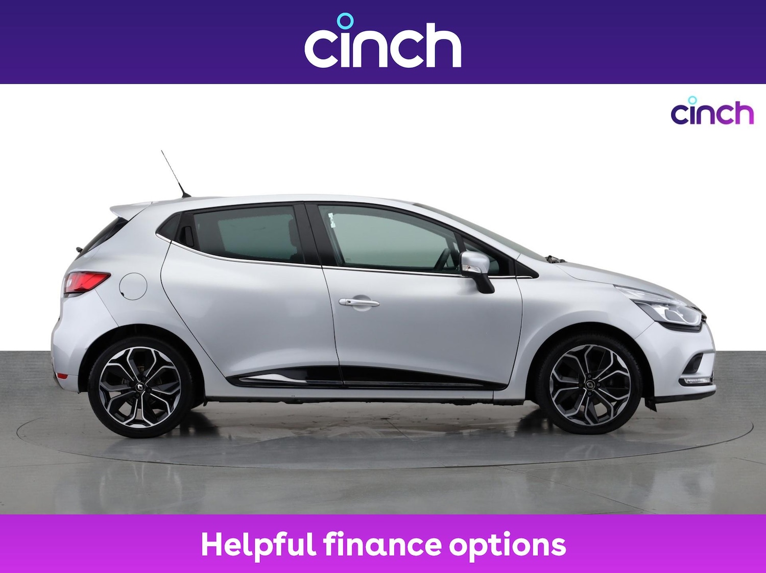 Used Renault Clio 2018 for sale - 76468937: Photo 2