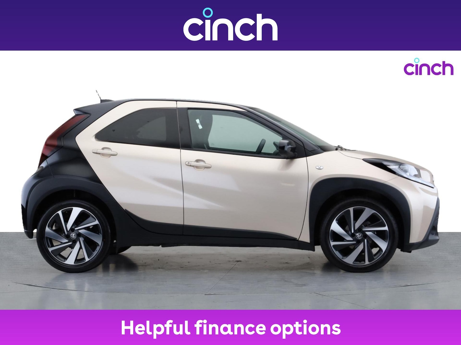 Used Toyota Aygo X 2024 for sale - 76096192: Photo 2