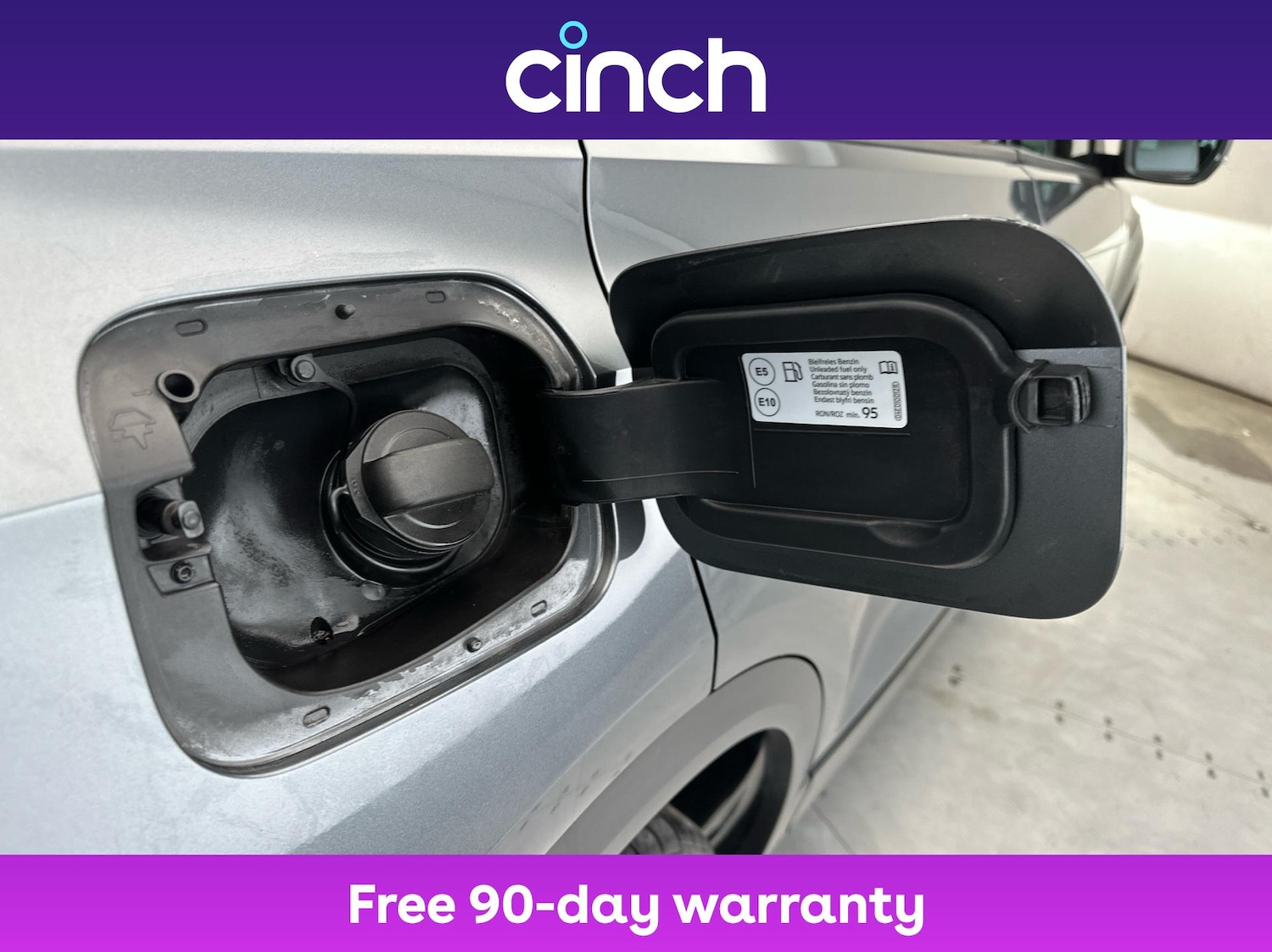 Used Volkswagen T-Roc 2021 for sale - 76842285: Photo 29