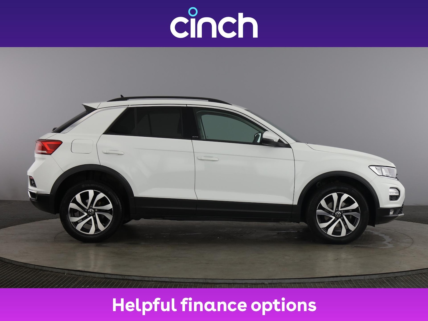 Used Volkswagen T-Roc 2022 for sale - 76453302: Photo 2