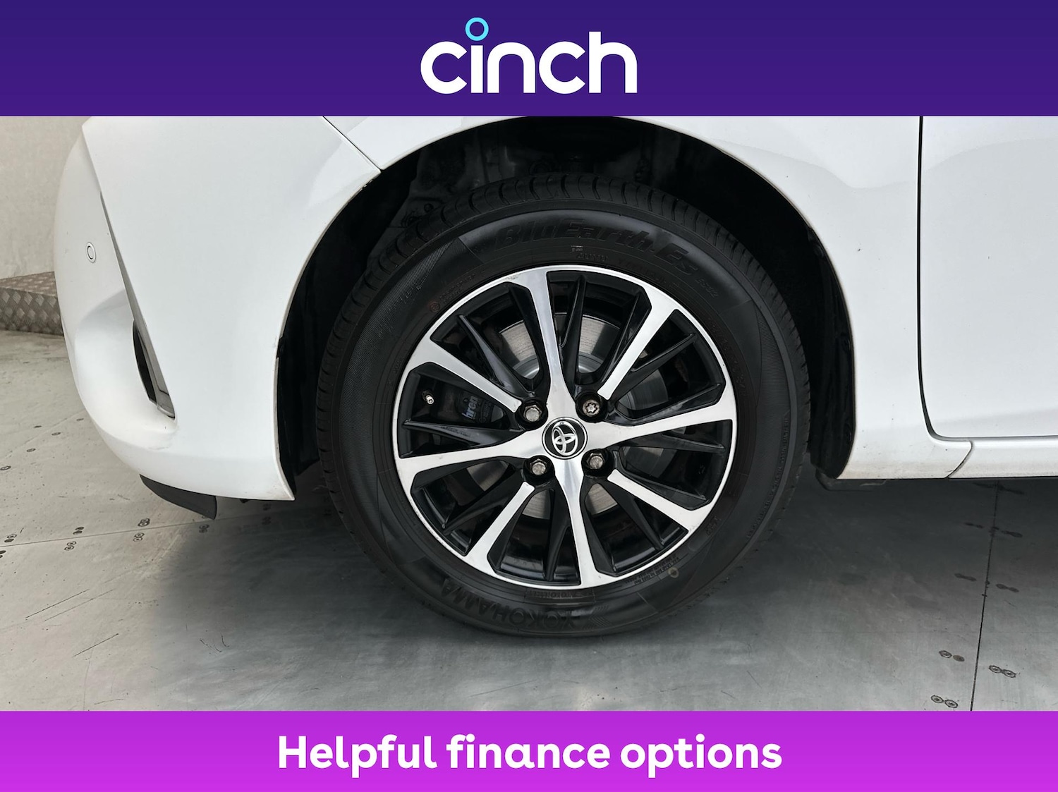 Used Toyota Yaris 2018 for sale - 76405601: Photo 24