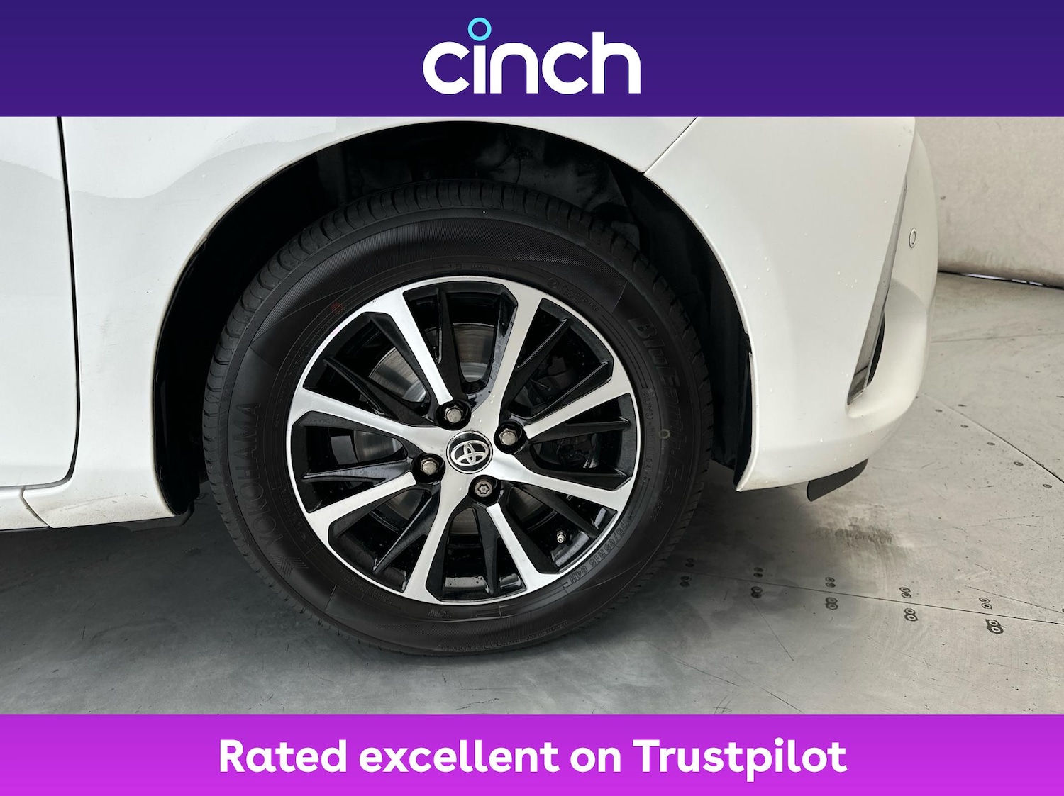 Used Toyota Yaris 2018 for sale - 76405601: Photo 28