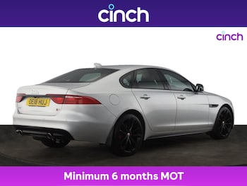Used Jaguar XF 2018 for sale - 75360966: Photo