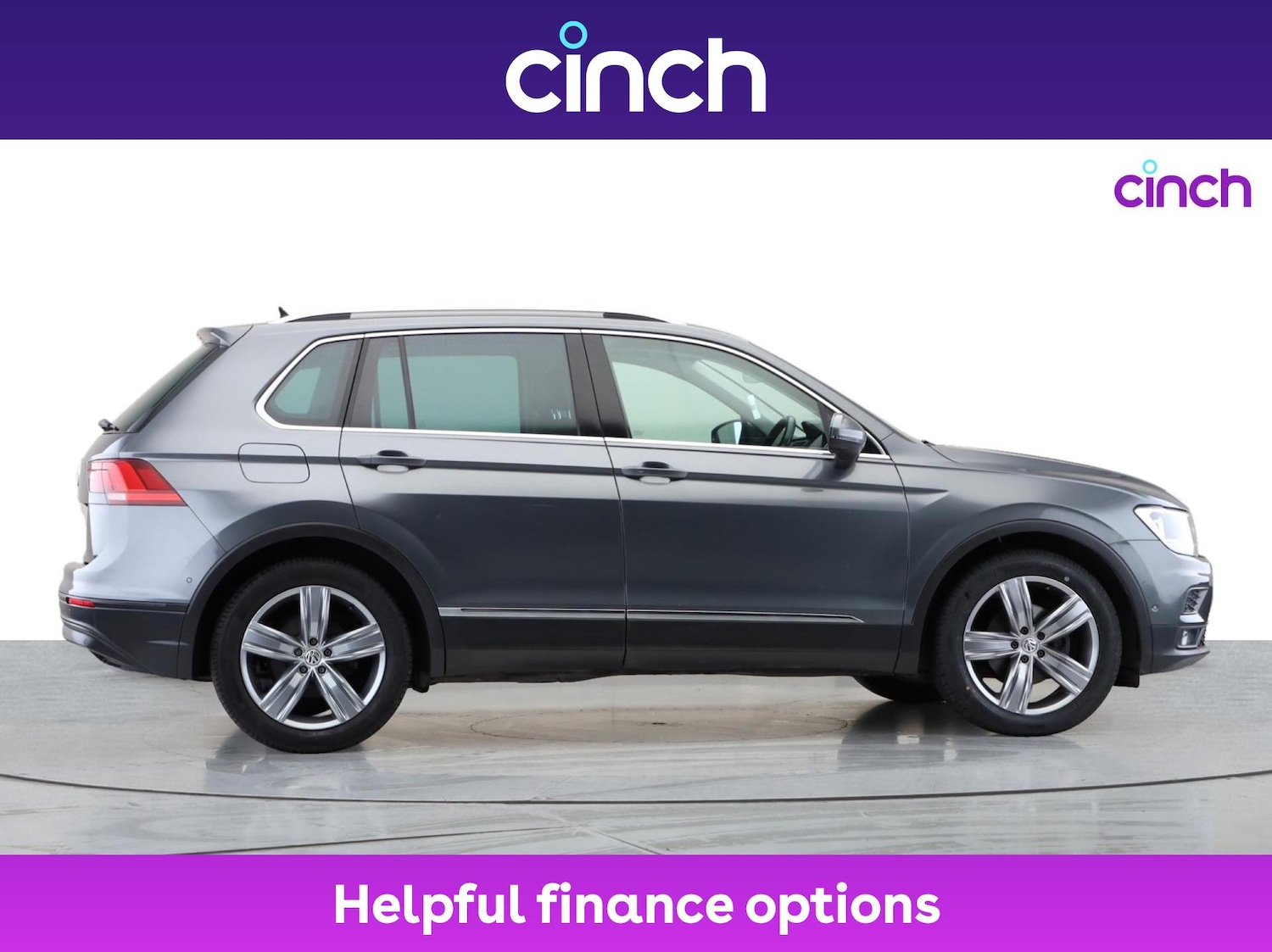 Used Volkswagen Tiguan 2019 for sale - 77084009: Photo 2