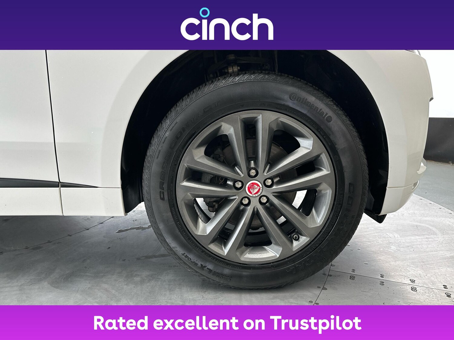 Used Jaguar F-Pace 2018 for sale - 76629885: Photo 28