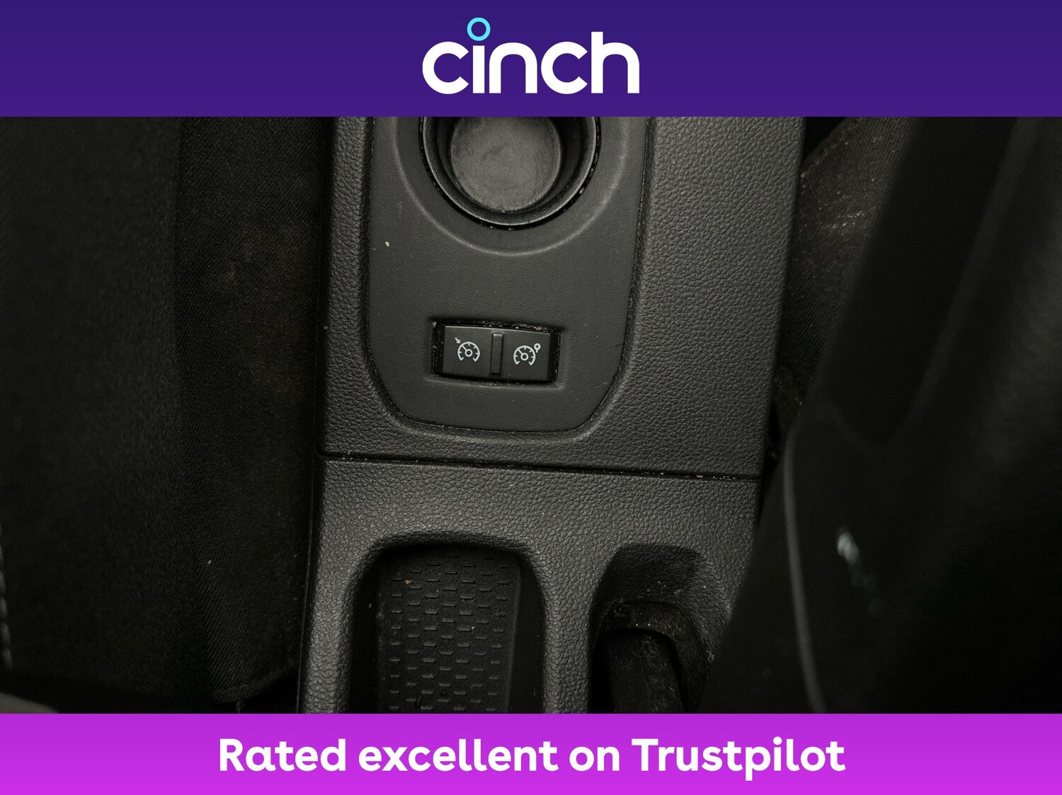 Used Dacia Duster 2018 for sale - 76376547: Photo 33