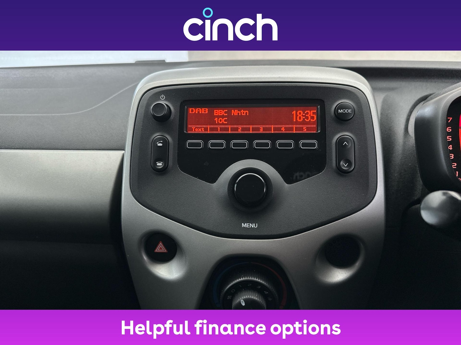 Used Toyota AYGO 2018 for sale - 76334282: Photo 30