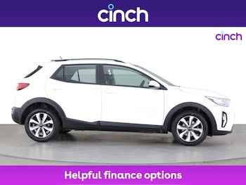 Used Kia Stonic 2021 for sale - 76140735: Photo 2