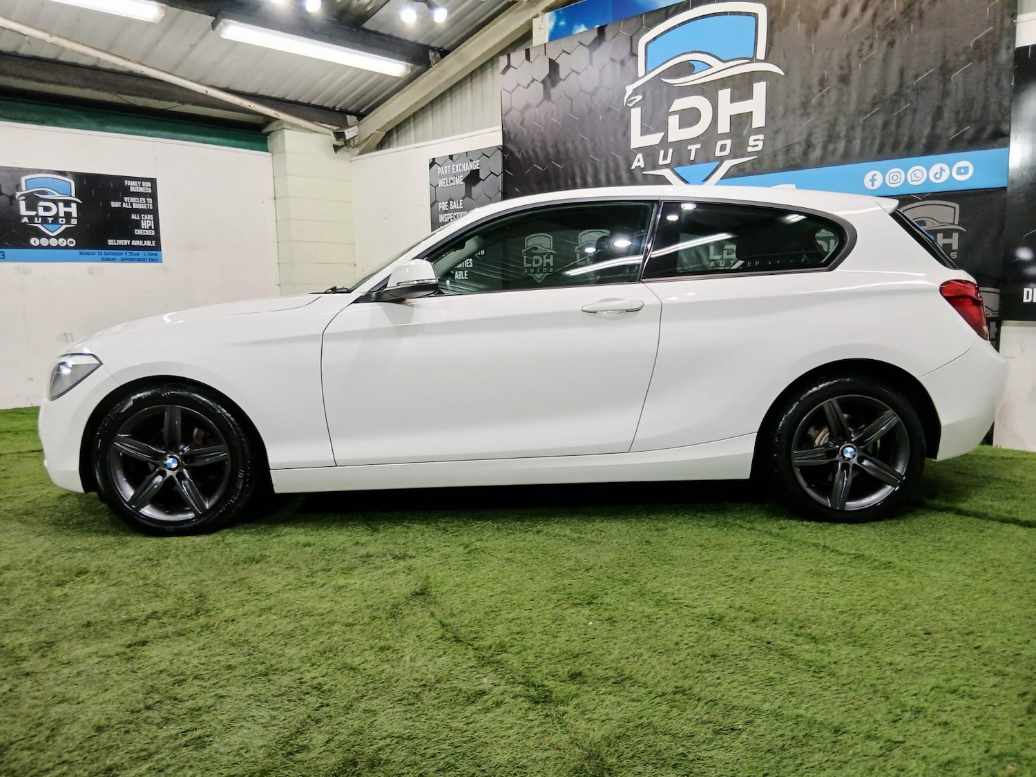 Used BMW 1 Series 2014 for sale - 77377780: Photo 2