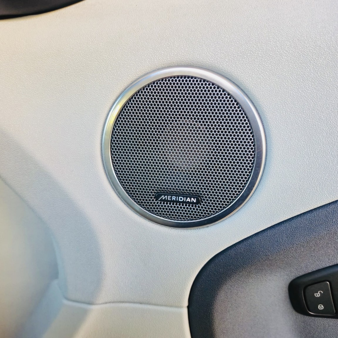 Used Land Rover Range Rover Evoque 2015 for sale - 76455471: Photo 13