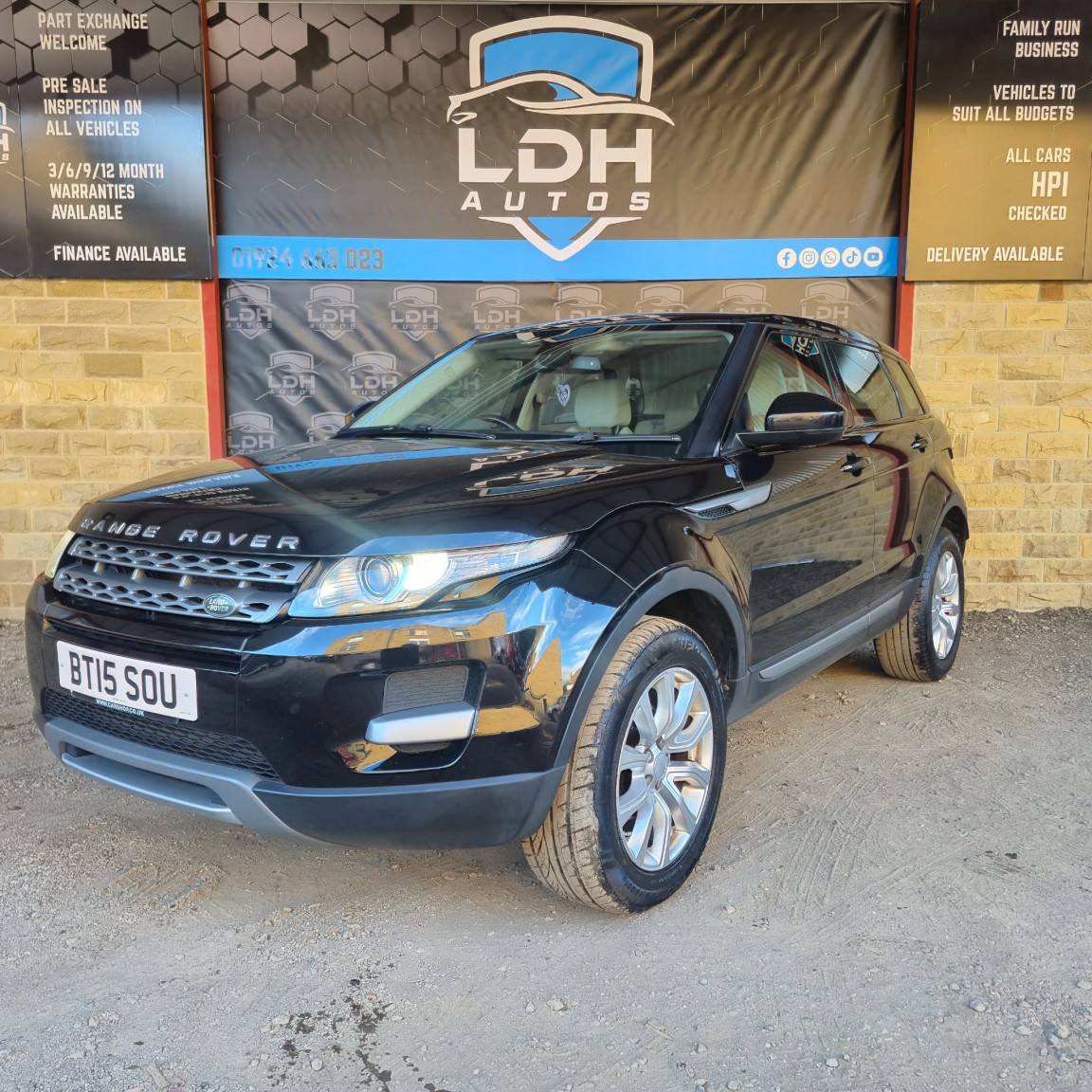 Used Land Rover Range Rover Evoque 2015 for sale - 76455471: Photo 3