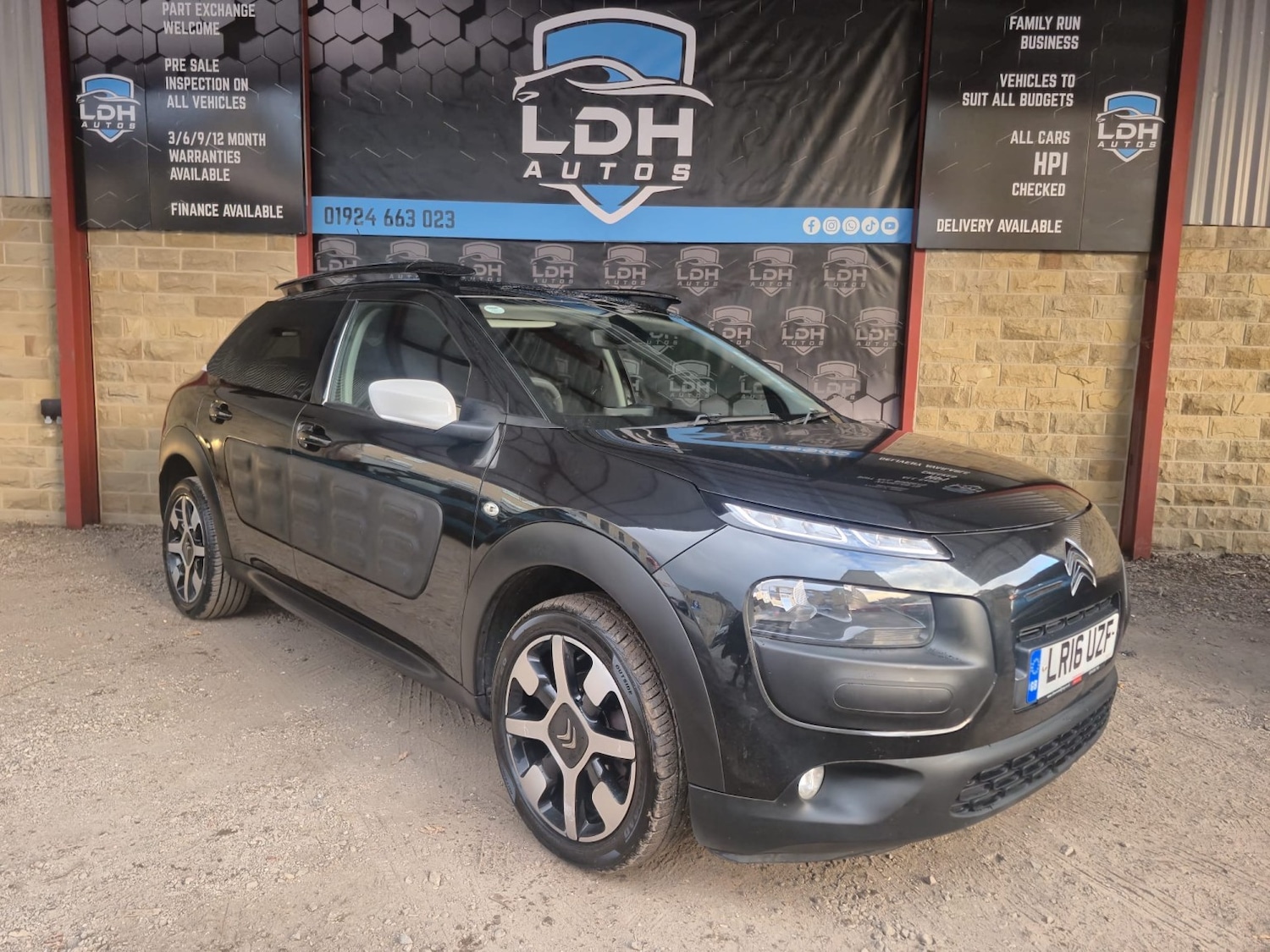 Used Citroen C4 Cactus 2016 for sale - 76455392: Photo 1