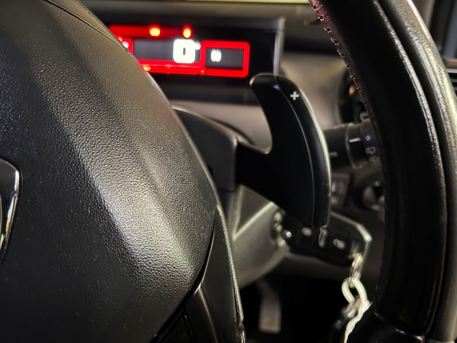 Used Citroen C4 Cactus 2016 for sale - 76455392: Photo 10