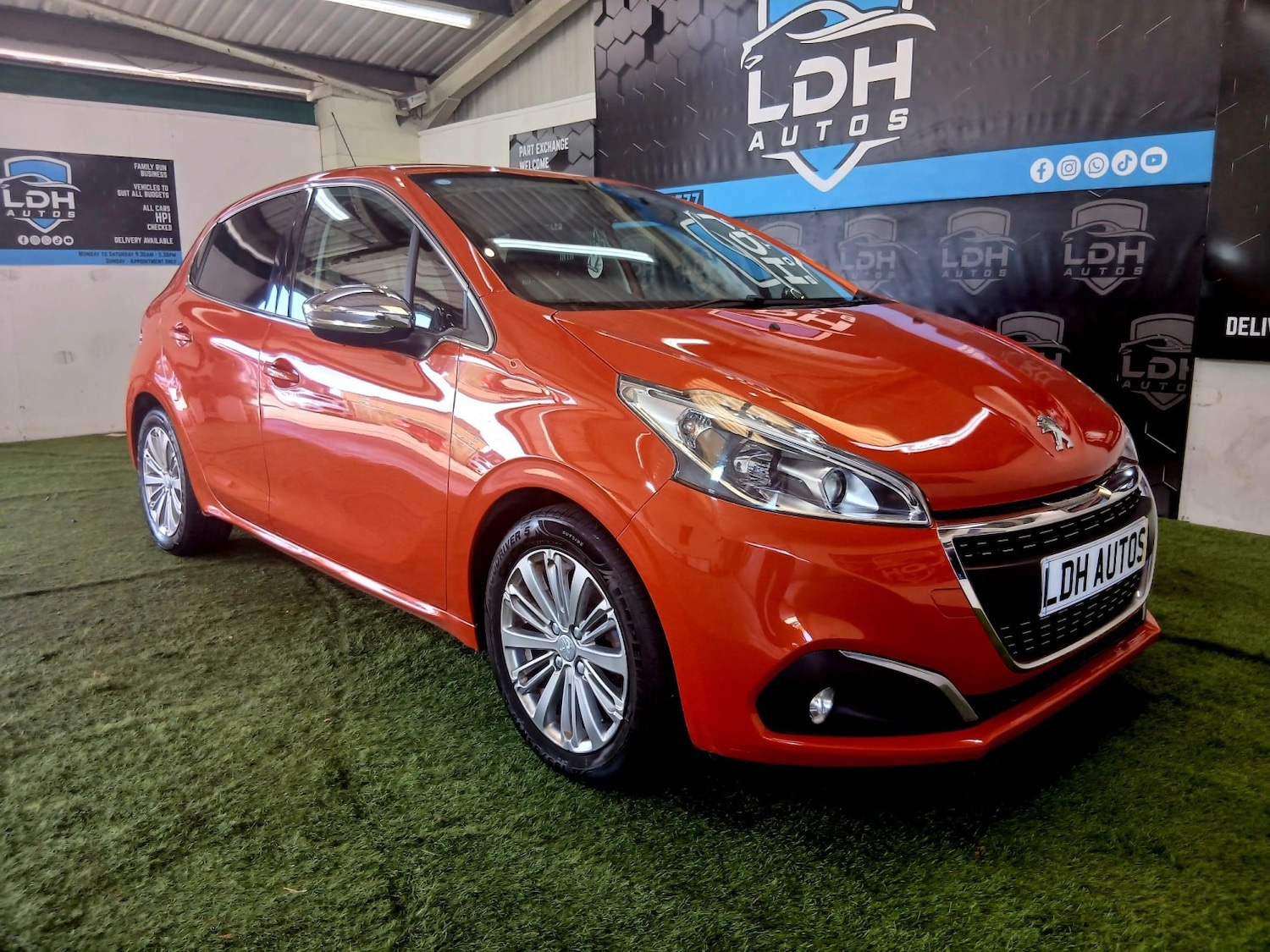 Used Peugeot 208 2018 for sale - 78162202: Photo 3