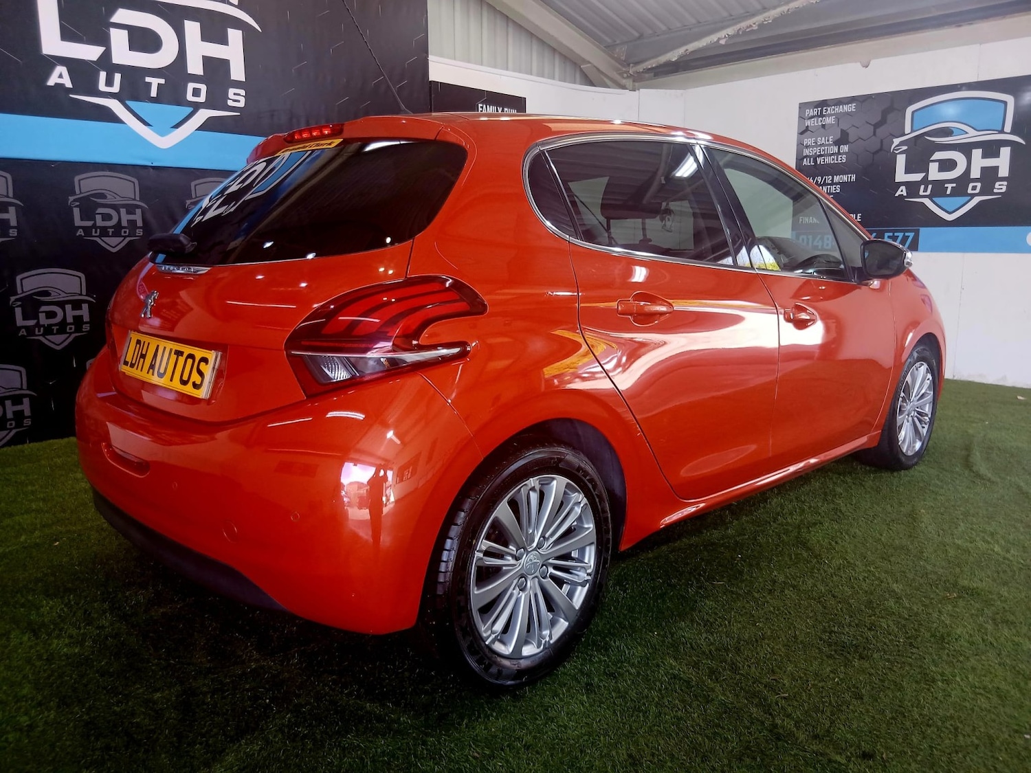 Used Peugeot 208 2018 for sale - 78162202: Photo 4