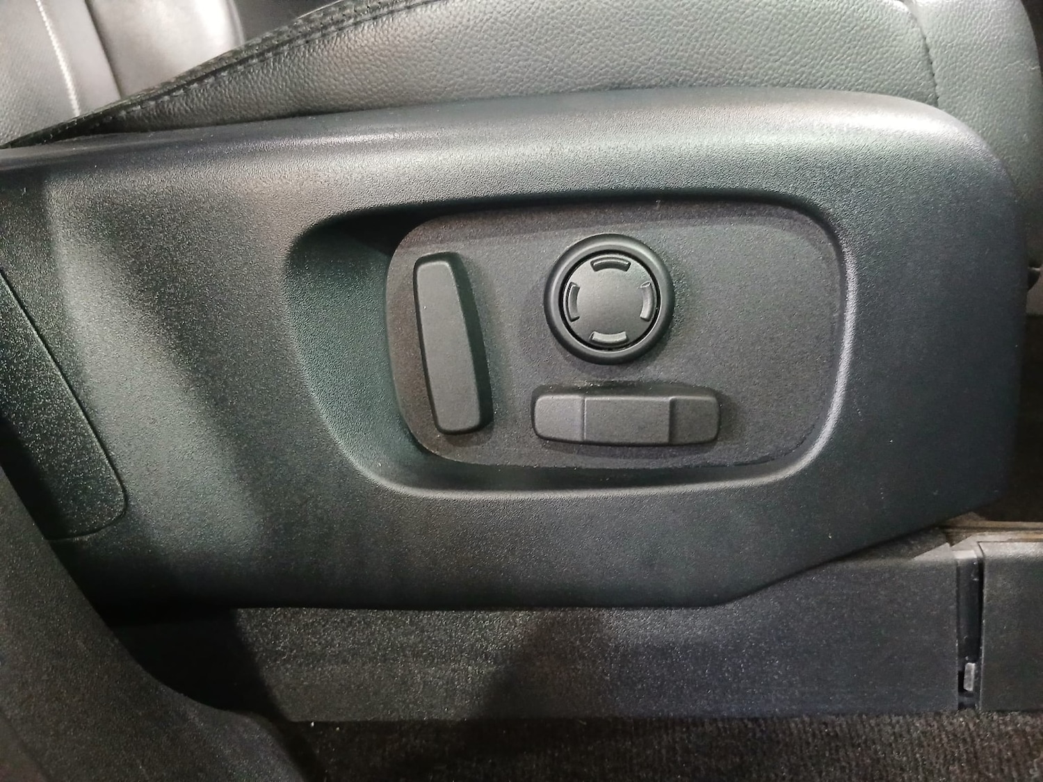 Used Land Rover Discovery 2017 for sale - 78176094: Photo 11