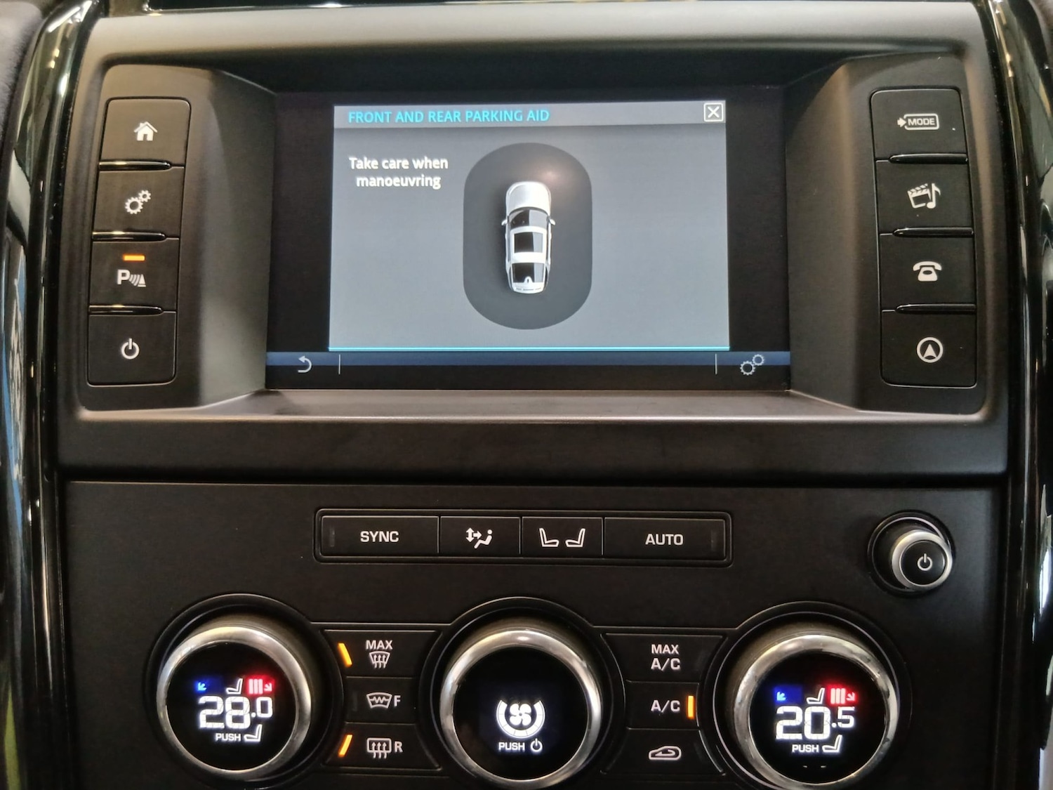 Used Land Rover Discovery 2017 for sale - 78176094: Photo 14