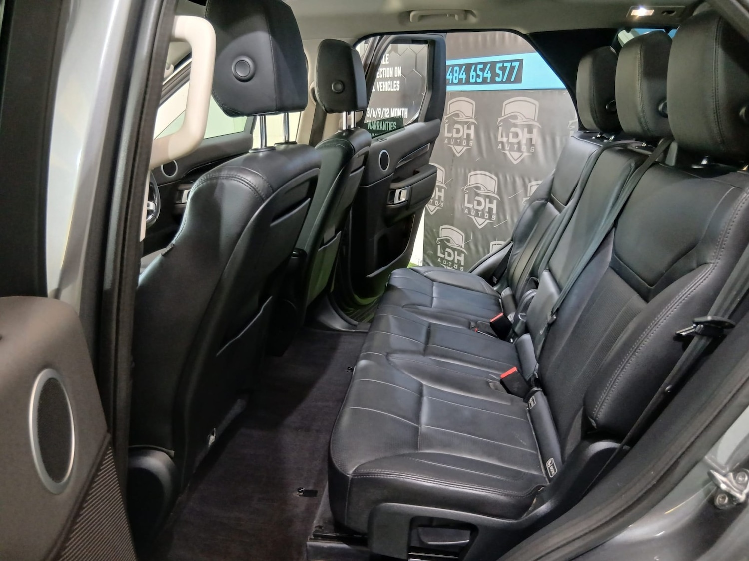 Used Land Rover Discovery 2017 for sale - 78176094: Photo 21