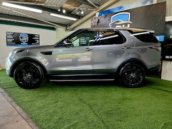 Used Land Rover Discovery 2017 for sale - 78176094: Photo