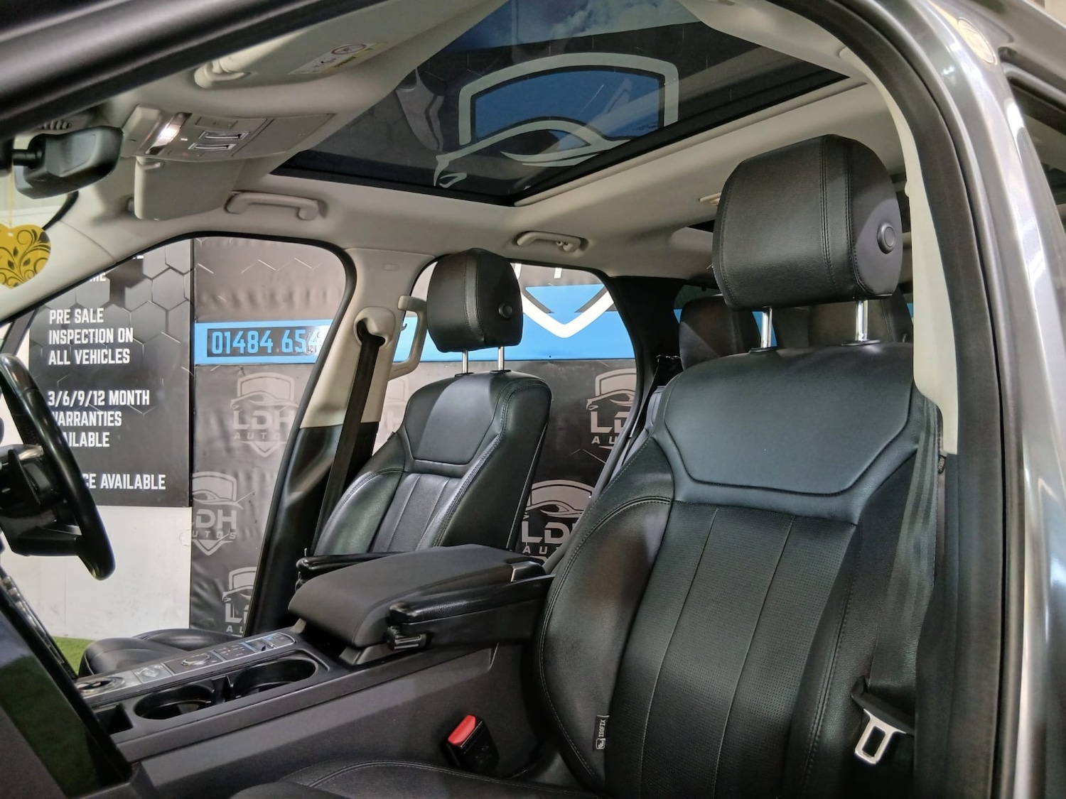 Used Land Rover Discovery 2017 for sale - 78176094: Photo 7