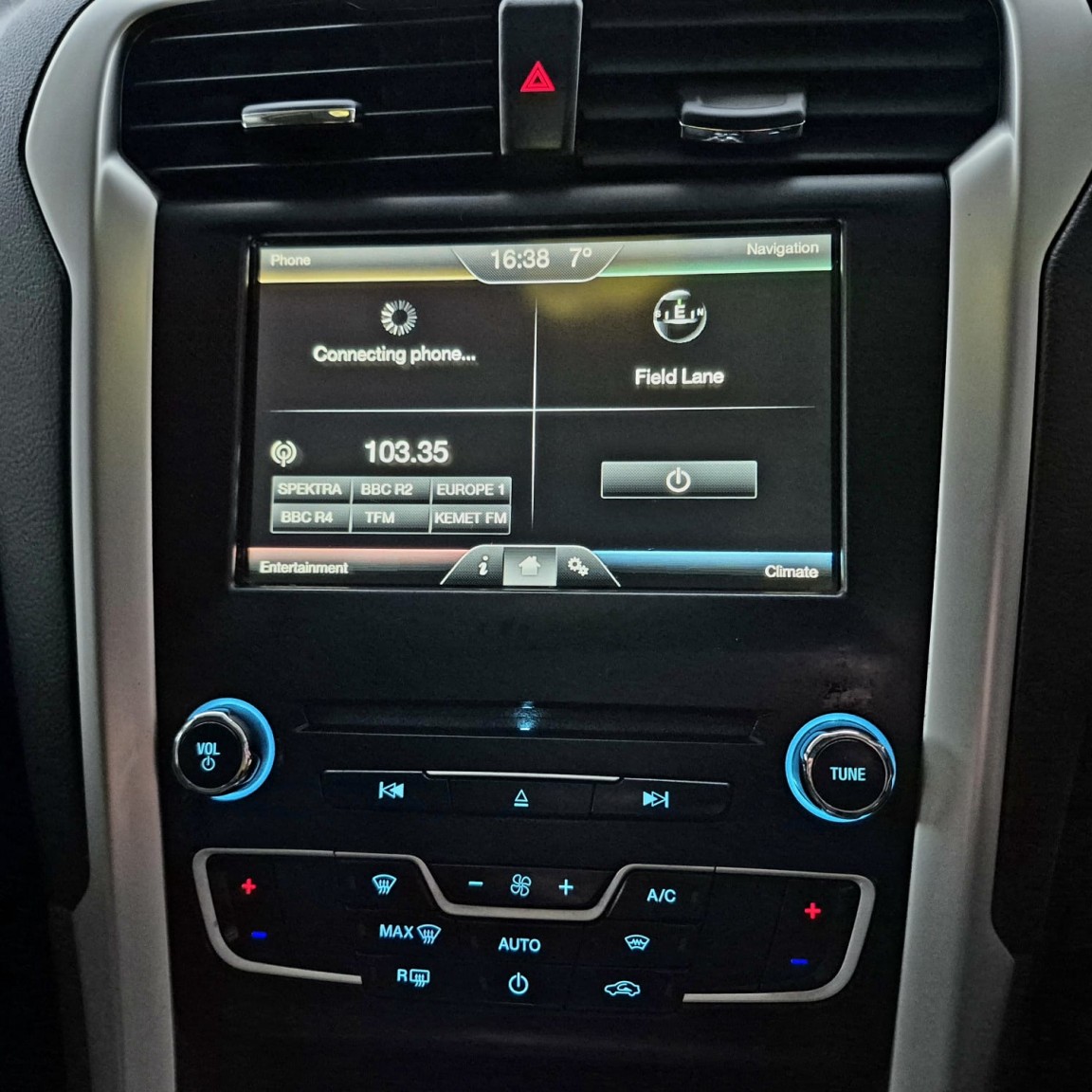 Used Ford Mondeo 2015 for sale - 76571253: Photo 12