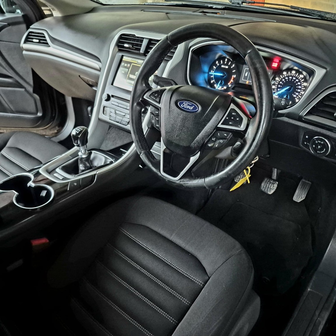 Used Ford Mondeo 2015 for sale - 76571253: Photo 9