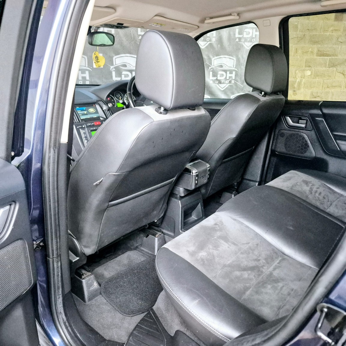 Used Land Rover Freelander 2011 for sale - 76559926: Photo 21