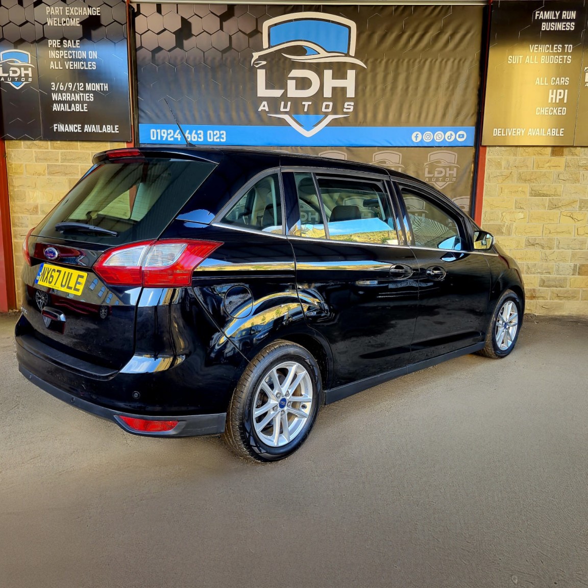 Used Ford Grand C-Max 2018 for sale - 76699283: Photo 6