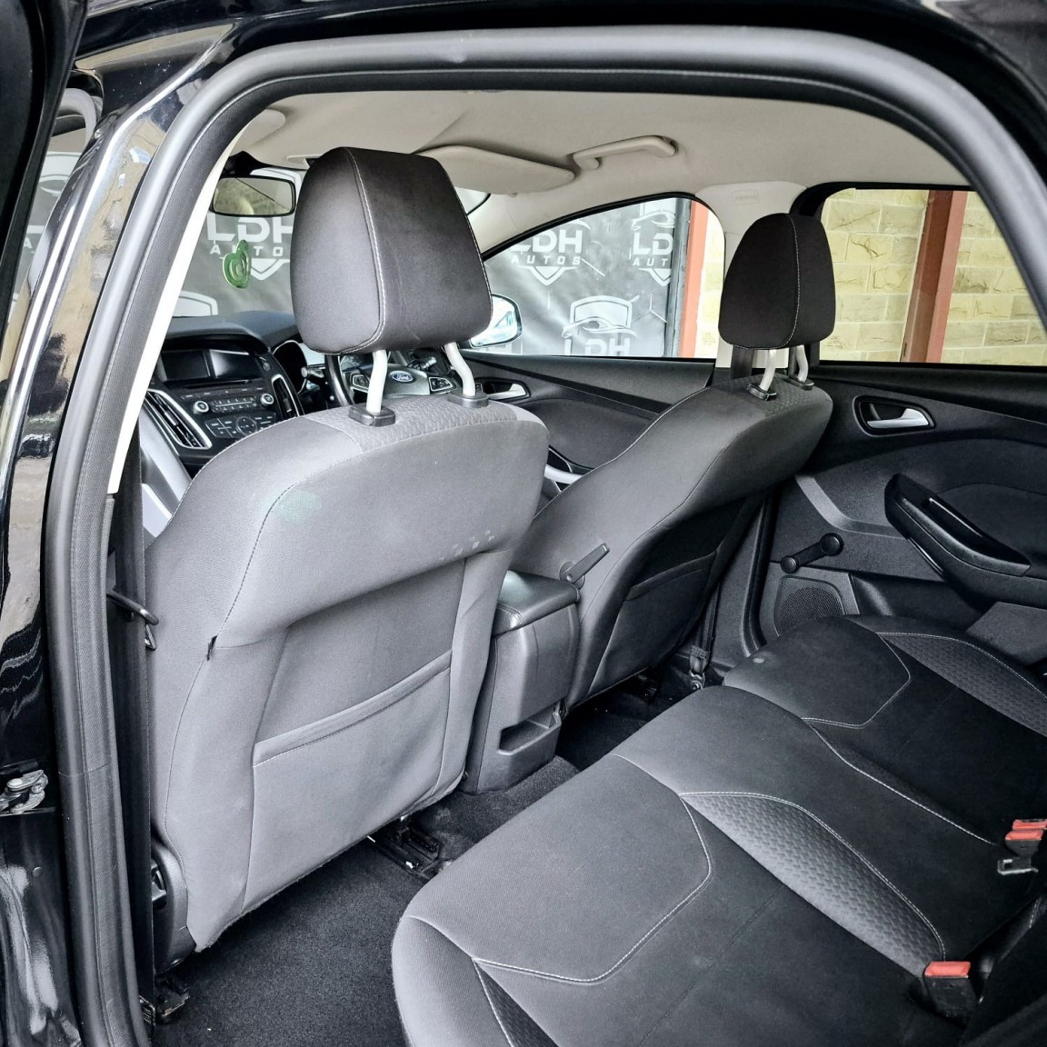 Used Ford Focus 2015 for sale - 76553960: Photo 15