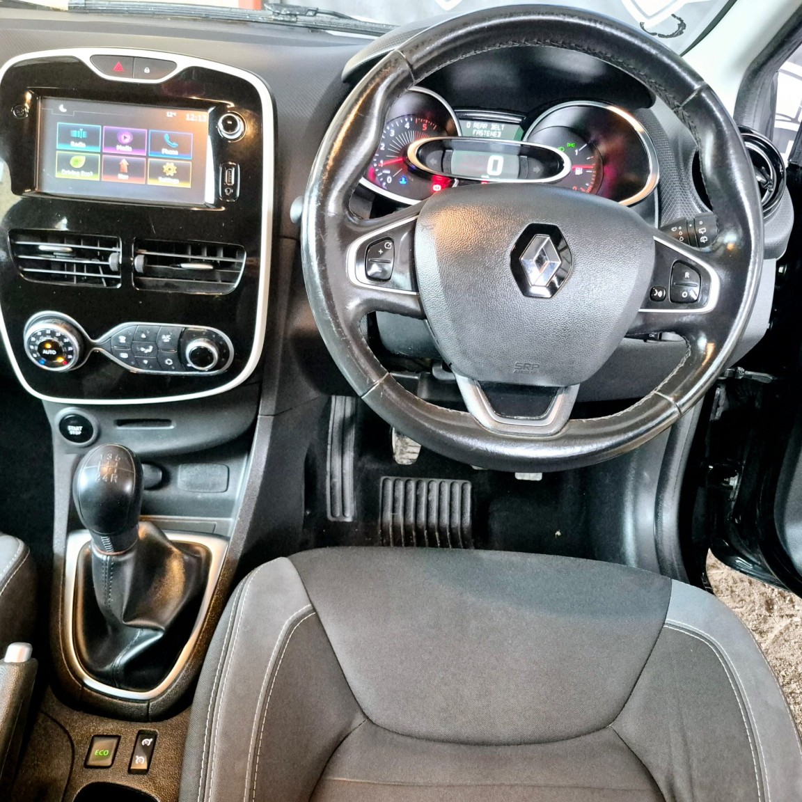 Used Renault Clio 2016 for sale - 76559928: Photo 9