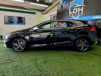 Used Volvo V40 2014 for sale - 78433772: Photo