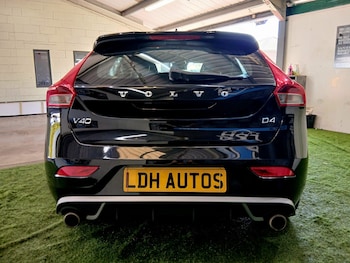 Used Volvo V40 2014 for sale - 78433772: Photo
