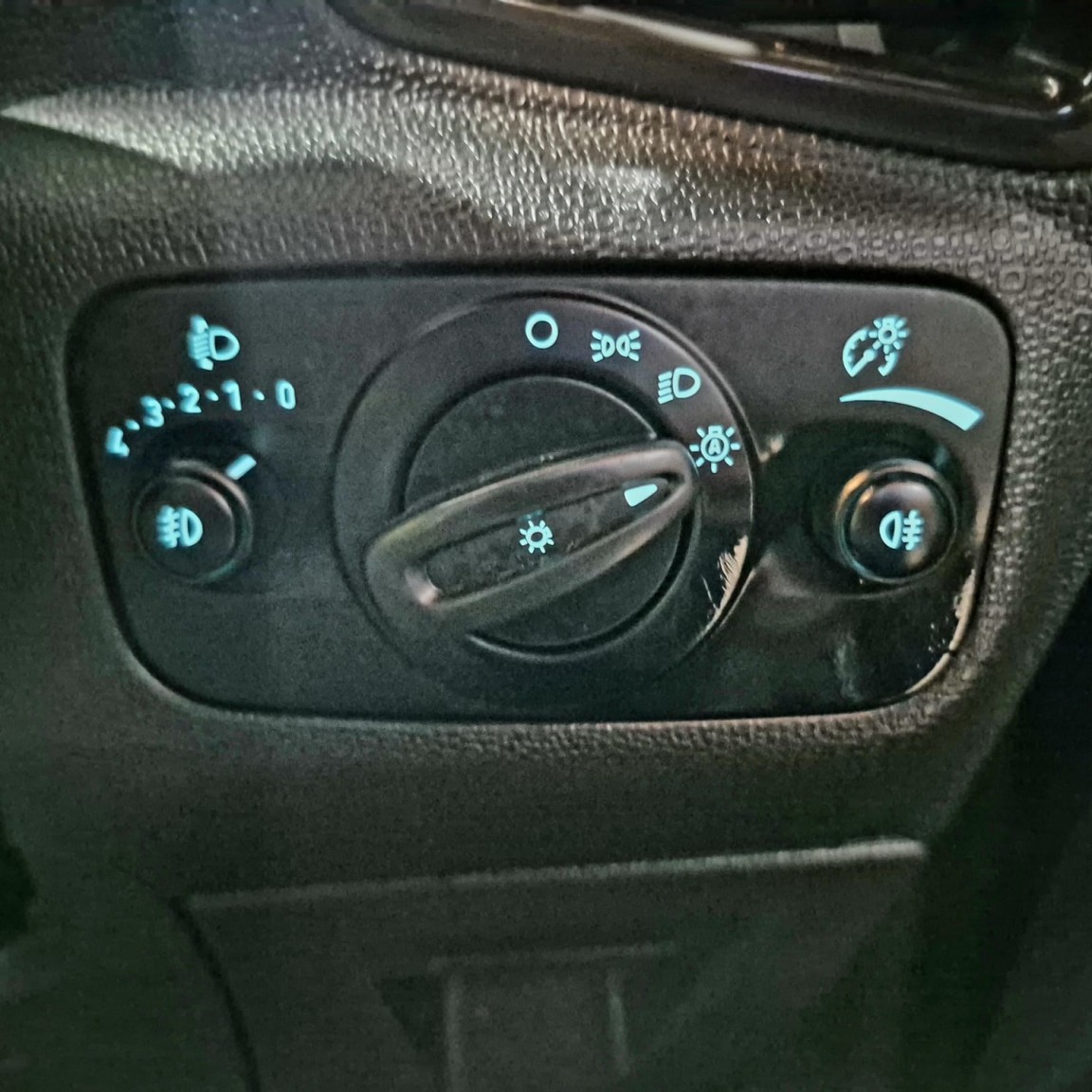 Used Ford Ecosport 2016 for sale - 77001568: Photo 16