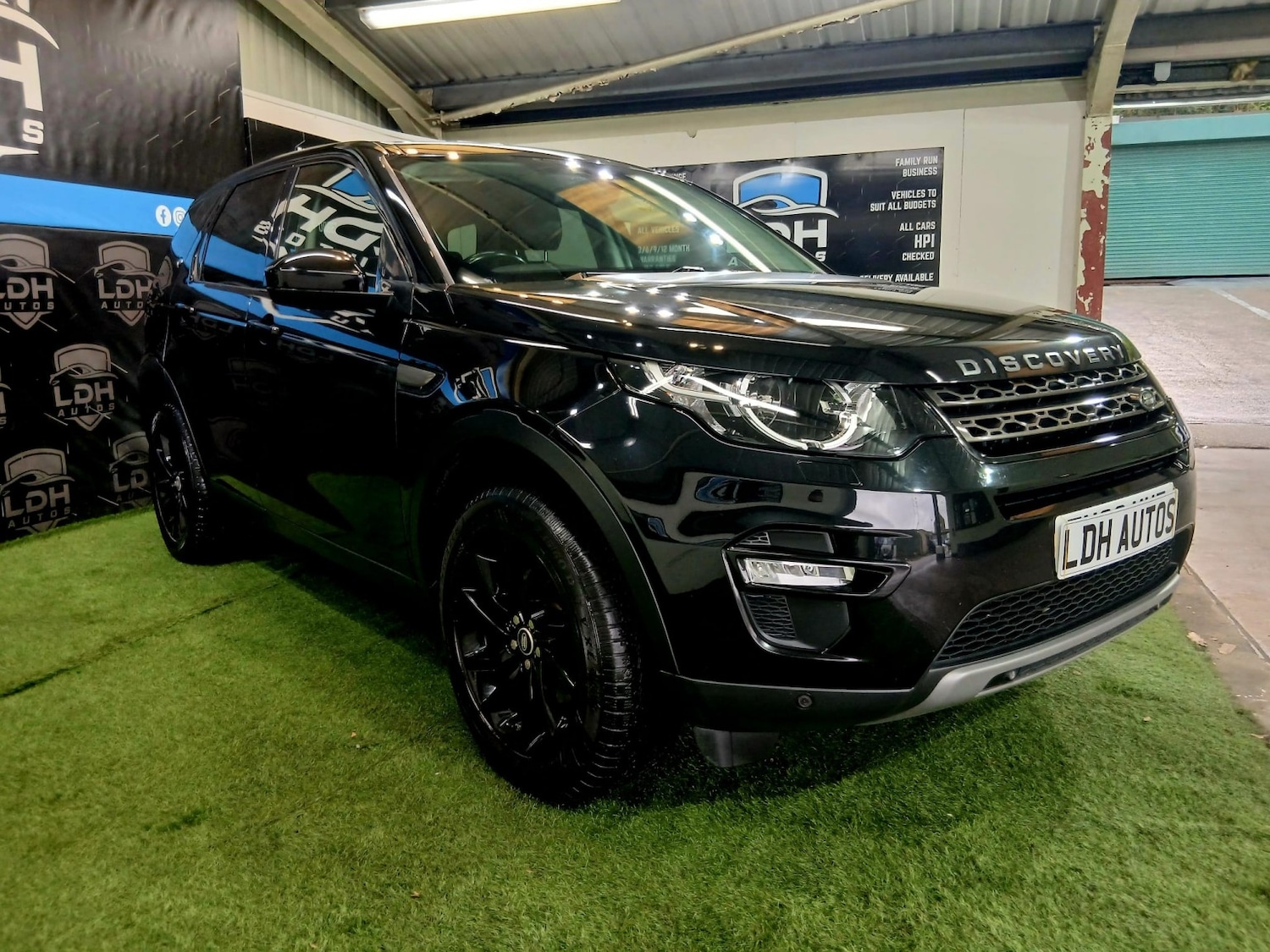 Used Land Rover Discovery Sport 2018 for sale - 77675724: Photo 3